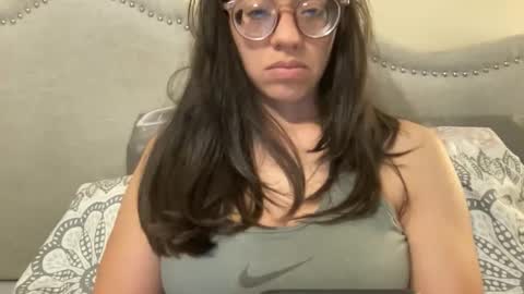 Snapshot of lylajades chatting on 01.31.26 Olivia online show from 01.31.26