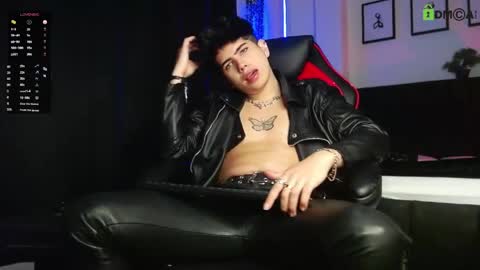 Lyle Bennett Freelance Model online show from 05.18.26