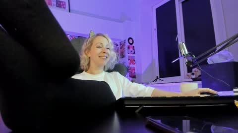 Lylith Skye NO NUDE model online show from 12.11.24
