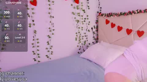 Snapshot of lyly_loveyou chatting on 02.10.26 Lyly online show from 02.10.26