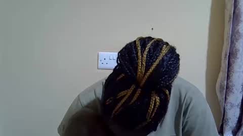 Snapshot of lyn_anna chatting on 11.07.25 lyn_anna online show from 11.07.25