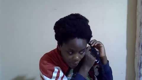 Snapshot of lyn_anna chatting on 11.29.25 lyn_anna online show from 11.29.25