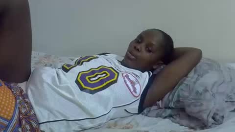 Snapshot of lyn_anna chatting on 06.05.26 lyn_anna online show from 06.05.26