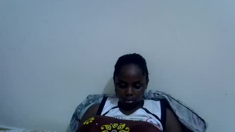 Snapshot of lyn_anna chatting on 06.19.26 lyn_anna online show from 06.19.26