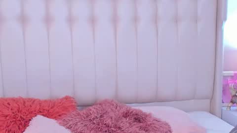 Lyn online show from 11.19.25