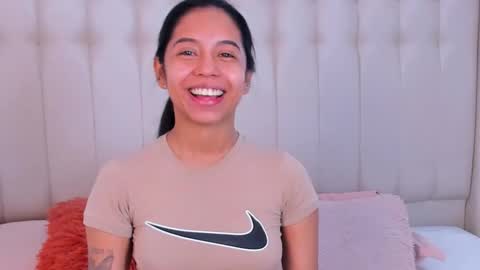 Lyn online show from 11.21.25