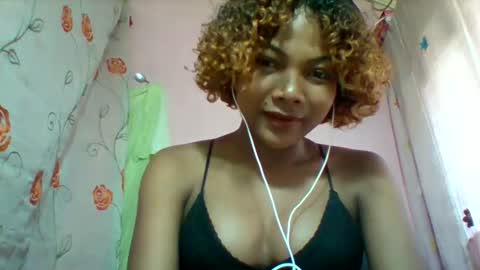 Snapshot of lyndah19 chatting on 03.06.26 lyndah19 online show from 03.06.26