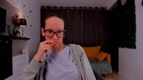 Sara online show from 02.13.25