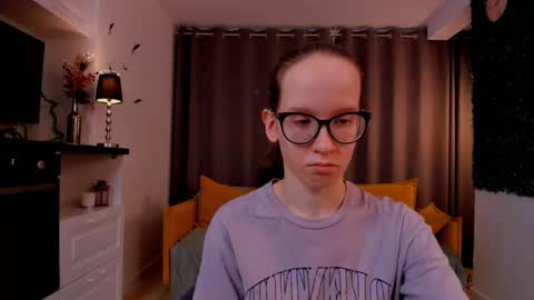 Sara online show from 02.21.25