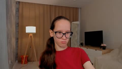 Sara online show from 09.17.25