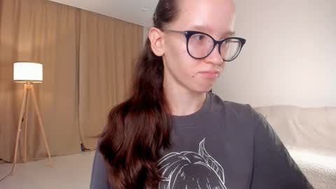 Sara online show from 10.17.25