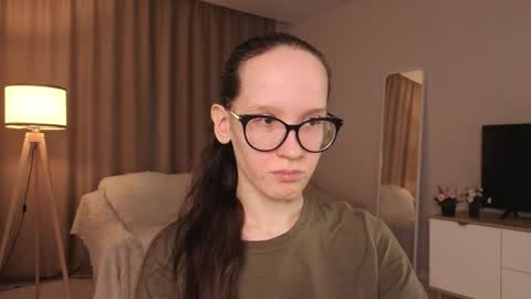 Sara online show from 04.25.26
