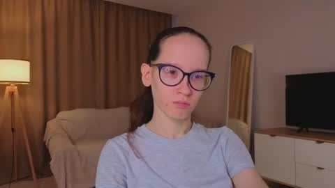 Sara online show from 06.17.26