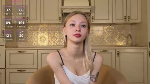 Snapshot of lynettedendy chatting on 09.13.25 Hello there Im Eva3 Im new model here online show from 09.13.25
