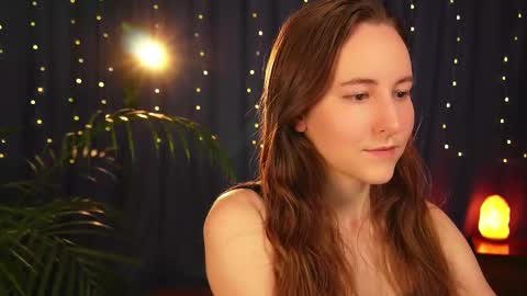 Snapshot of lynn_feline chatting on 02.17.25 Lynn online show from 02.17.25