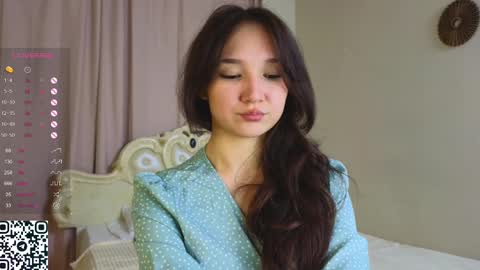 Lola online show from 02.22.25