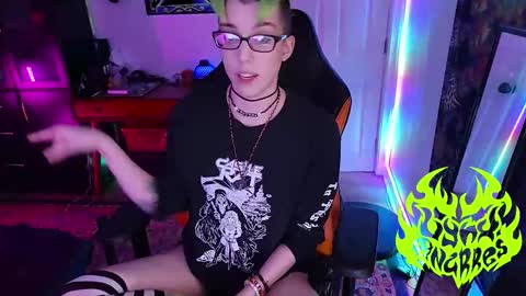 Snapshot of lynxanarres chatting on 10.02.25 Lynx Anarres online show from 10.02.25