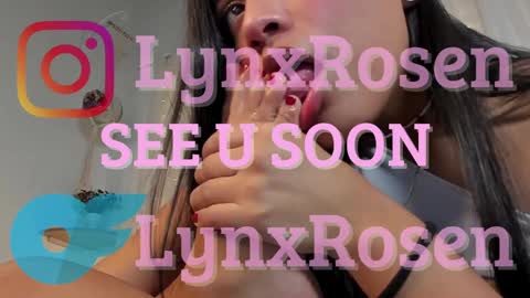 Snapshot of lynxrosen chatting on 12.12.24 Lynx Rosen online show from 12.12.24