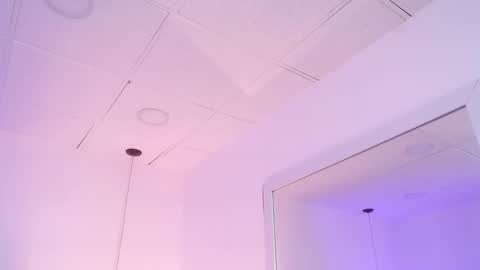 Snapshot of lyra_gh chatting on 12.28.24 LYRA online show from 12.28.24