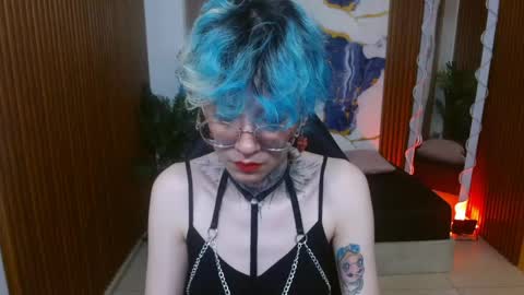 Snapshot of lyra_tay chatting on 05.03.26 lyra_tay online show from 05.03.26