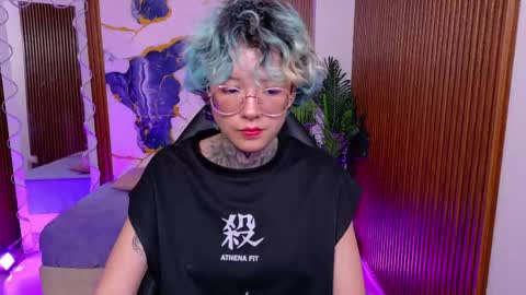 Snapshot of lyra_tay chatting on 05.29.26 lyra_tay online show from 05.29.26
