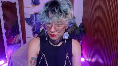 Snapshot of lyra_tay chatting on 06.08.26 lyra_tay online show from 06.08.26