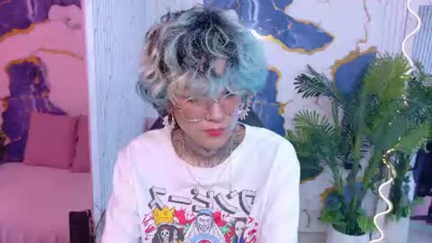Snapshot of lyra_tay chatting on 06.11.26 lyra_tay online show from 06.11.26