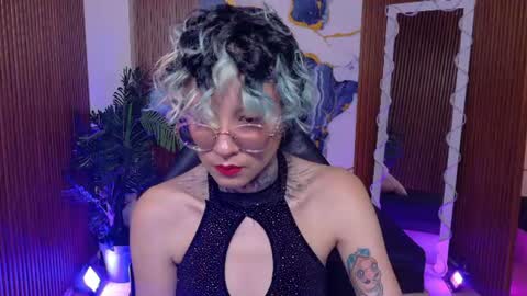 Snapshot of lyra_tay chatting on 07.11.26 lyra_tay online show from 07.11.26