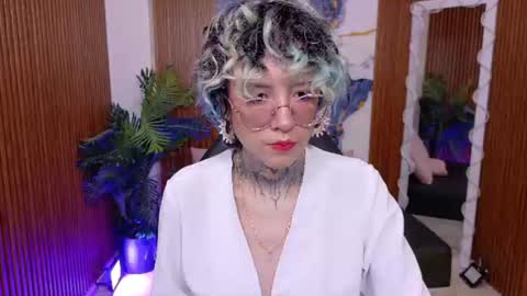 Snapshot of lyra_tay chatting on 07.21.26 lyra_tay online show from 07.21.26