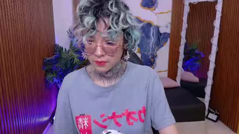 Snapshot of lyra_tay chatting on 07.23.26 lyra_tay online show from 07.23.26