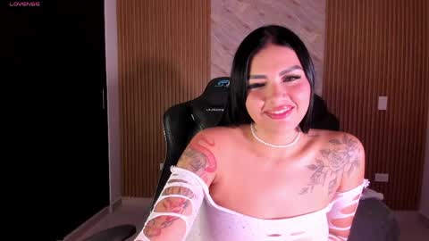    VIVIANA    online show from 05.31.26