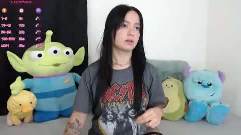 lyshana online show from 02.23.25