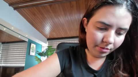 Lyssa  Everyday From 0700 to 1630 Col Time online show from 11.25.25