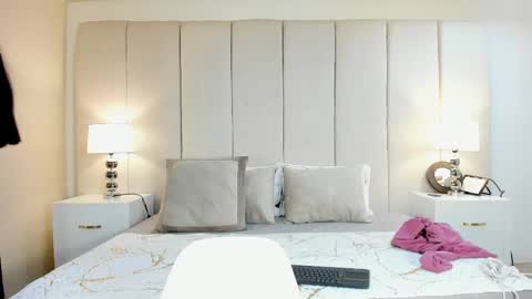 Lizzy smith  online show from 02.25.25