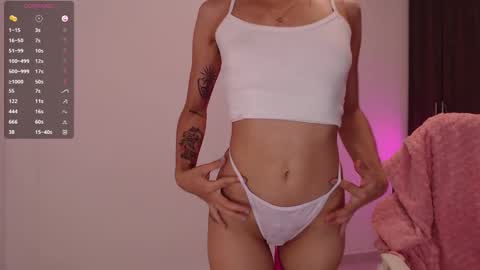 Snapshot of lzzyink chatting on 09.16.25 lzzyink online show from 09.16.25