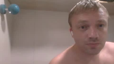 Snapshot of m15kala chatting on 12.21.24 m15kala online show from 12.21.24