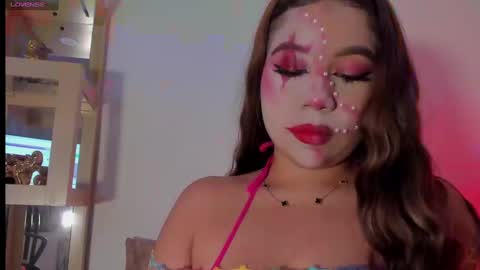 Snapshot of m1lk_choc chatting on 10.16.25 Mila online show from 10.16.25