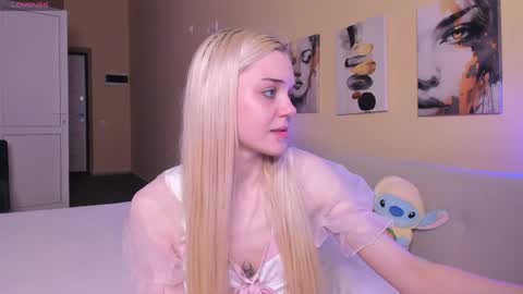 Snapshot of m1m1_angels chatting on 05.26.26 Mimi GTM1 0200am-0945am Mon Tue Wed Thu Fri online show from 05.26.26