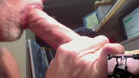 Snapshot of m_grizzly_65 chatting on 10.05.25 m_grizzly_65 online show from 10.05.25