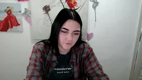 m_i_k_i_ online show from 03.12.26