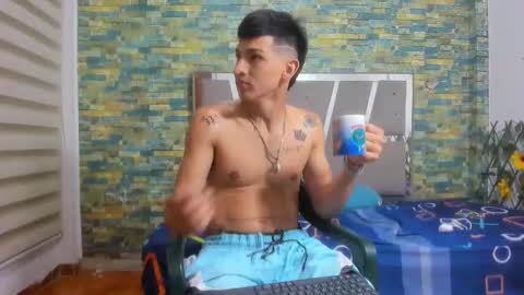 Snapshot of maaster420 chatting on 01.28.25 itgram pezlo josue online show from 01.28.25