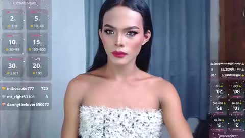 Divina online show from 05.04.26
