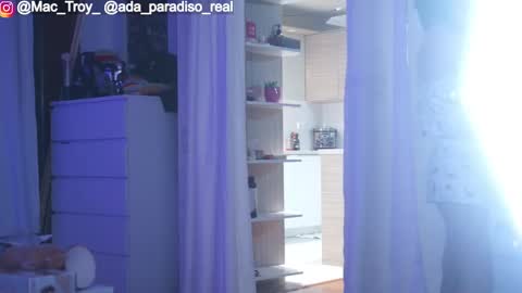 Snapshot of mac_troy chatting on 10.29.25 Mac Troy online show from 10.29.25