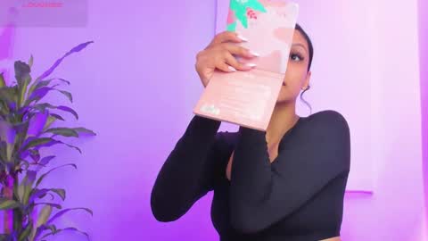 macarenasmith1 online show from 12.15.25