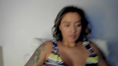 Snapshot of macarenax chatting on 01.03.25 Maca online show from 01.03.25