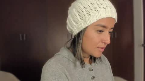 Snapshot of macarenax chatting on 02.21.25 Maca online show from 02.21.25
