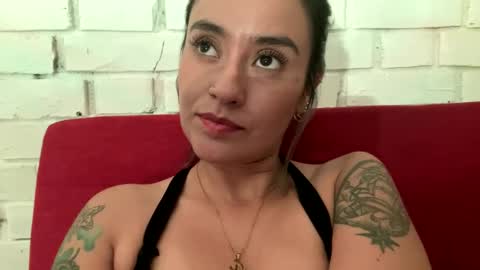 Snapshot of macarenax chatting on 09.13.25 Maca online show from 09.13.25