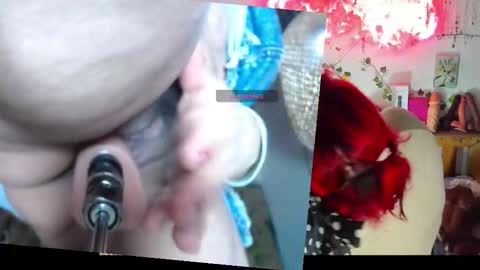 Snapshot of macarenitaa chatting on 11.29.25 macarenitaa online show from 11.29.25