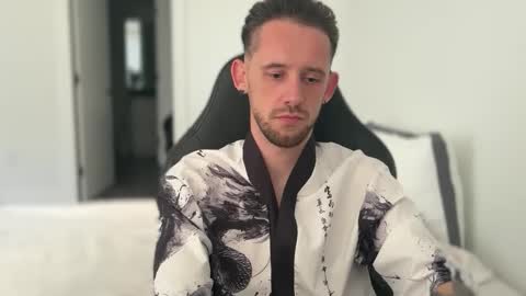 Snapshot of macebre chatting on 10.07.25 my beautiful long dick will make you happy online show from 10.07.25