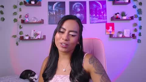 Macey Elliot Modelo Independiente online show from 02.05.25